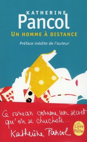 Un homme a distance