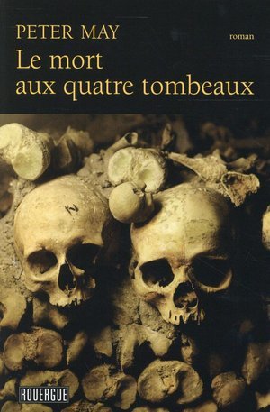 Le mort aux quatre tombeaux